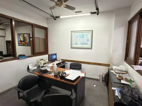 Galpon en Venta 56  mts Fondo