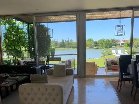 Casa en Alquiler Temporal A Estrenar