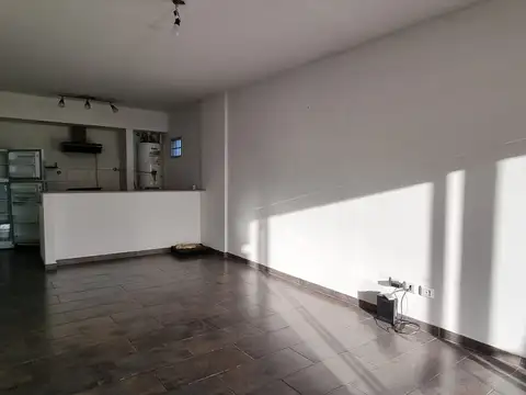 Departamento en Alquiler en Monte Grande, $ 750.000
