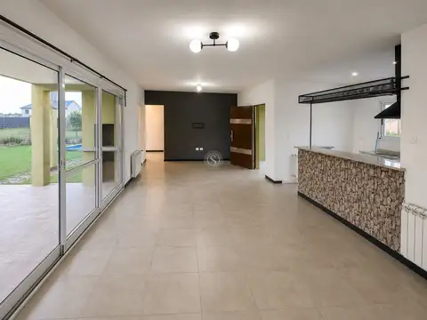 Casa en Alquiler al Norte