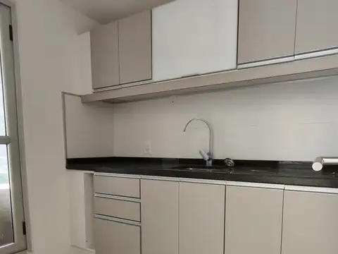 Venta monoambiente con renta en Parque Batlle