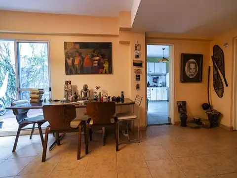 Depto Tipo Casa 3 ambientes con 2 baños