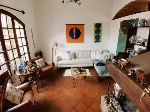 Casa en Venta con 1 cochera