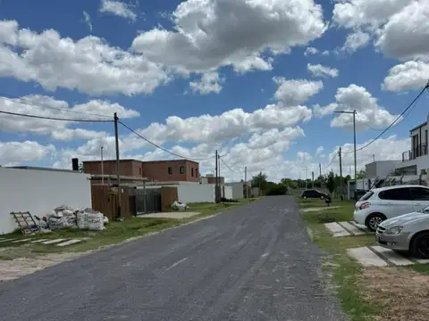 Calle 135 e/ 446 y 450