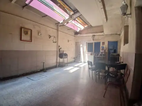 Depto Tipo Casa en Venta en Pompeya, USD 84.000