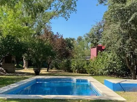 Quinta en Barrio Los pioneros