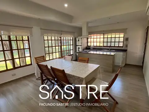 CASA CON PISCINA EN EL PATO COUNTRY CLUB