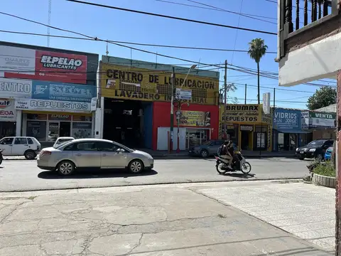 Av Rivadavia al 300