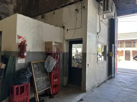 Av Rivadavia al 300