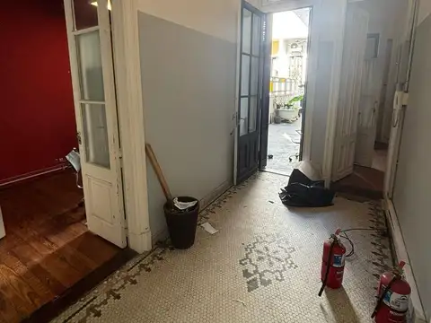 Depto Tipo Casa en Venta de 7 ambientes