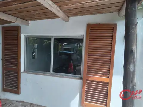 Casa 3 ambientes con 2 baños