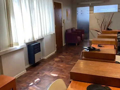 VENTA OFICINA COMERCIAL | ZONA CENTRO