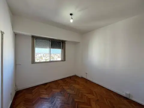 Condarco 100, Piso 12