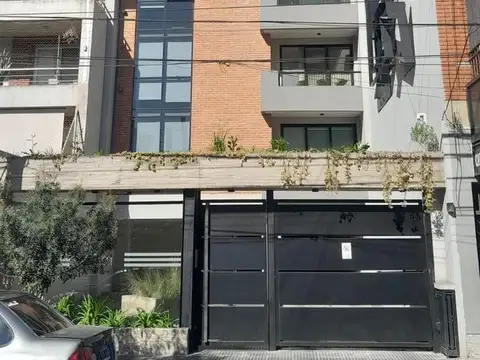 Venta de departamento  2 ambientes. Edificio Antu