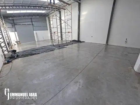 Galpon en Alquiler A Estrenar
