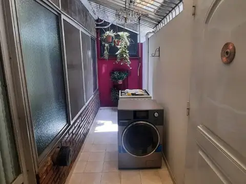 Depto Tipo Casa en Venta en Saavedra, USD 155.000