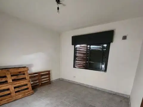 Depto Tipo Casa en Venta 40 años