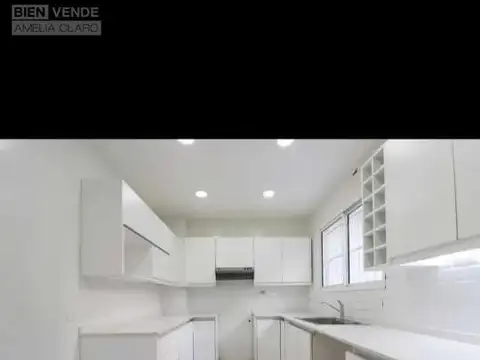 Depto Tipo Casa en Venta de 5 ambientes