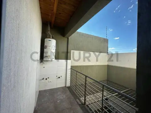 Cochabamba 100, Piso 0