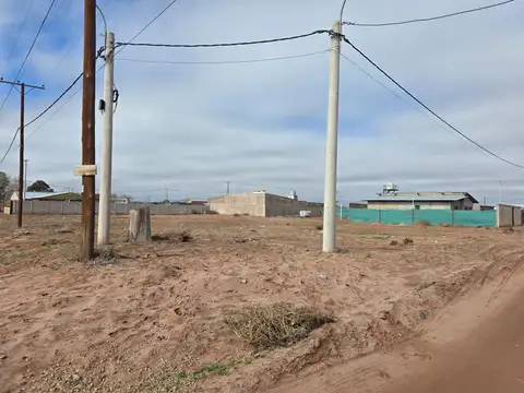 Vendo terreno en Rincón de los Sauces.
