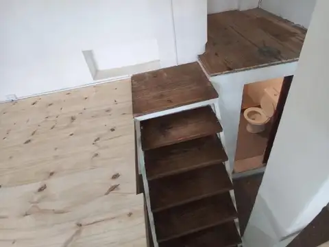 monoambiente amplio con entre piso en villa santa rita