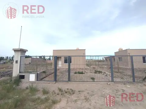 Vende Casa a estrenar 3 dormitorios en Barrio Reggio I Fernandez Oro