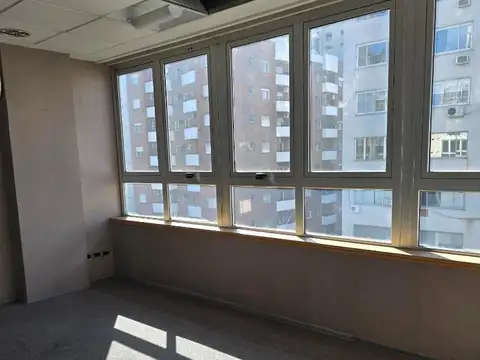 Avenida Belgrano 680 , Piso 7