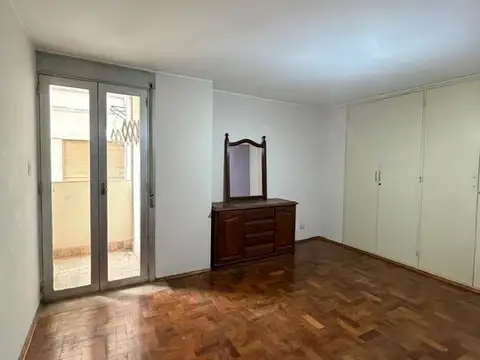 Departamento 5 ambientes con 1 baño