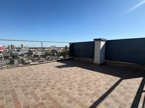 Departamento en Alquiler en Lisandro De La Torre, $ 750.000