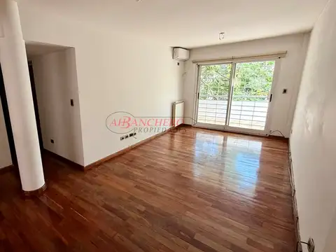 Departamento  en Venta en San Isidro, G.B.A. Zona Norte, Argentina