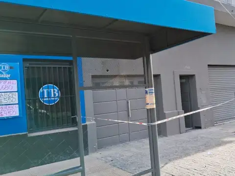 Local en Venta 71 años