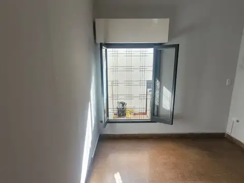 Depto Tipo Casa en Venta al Oeste