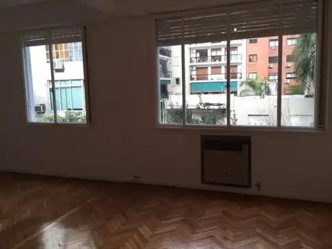 11 DE SEPTIEMBRE 2100, Piso 3