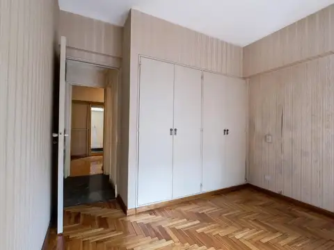 Departamento en Venta en Villa del Parque, USD 190.000