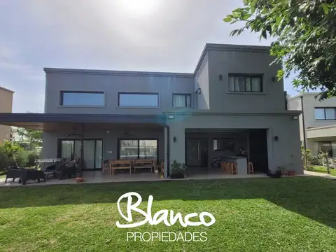 Casa en Alquiler Temporal de 6 dormitorios