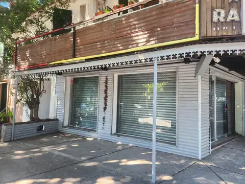 Local en Venta en Martínez Libertador / Río, USD 380.000
