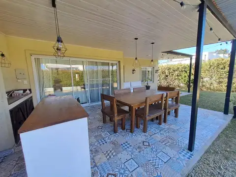 Casa en venta 5 ambientes, La Comarca. Gral Pacheco, Tigre.