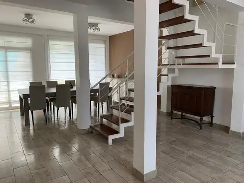 VENTA CASA OLIVOS 4 DORMITORIOS