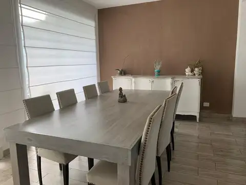 Casa en Venta en Olivos, USD 495.000