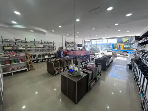 Local en Venta en Liniers, USD 750.000