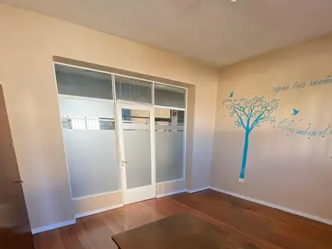 Oficina 2 ambientes con 1 baño