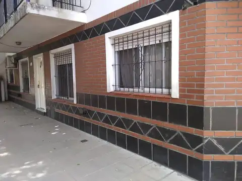 Depto Tipo Casa 4 ambientes con 1 baño