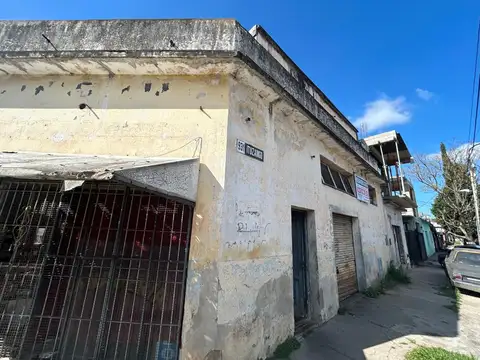 Local en Venta Via Púb.