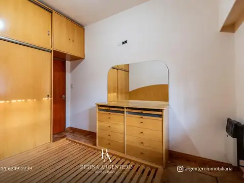 Depto Tipo Casa en Venta con 1 cocheras
