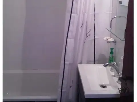 MUY BUEN DEPARTAMENTO 2 AMB. AMPLIO SOBRE CONSTITUCION 1200 SAN FERNANDO