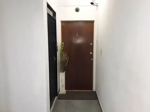 BEAUCHEF 300, Piso 1