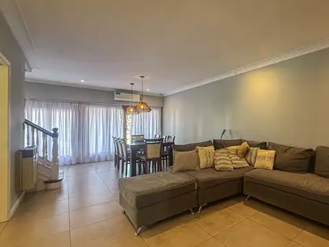 Casa en Venta de 5 dormitorios