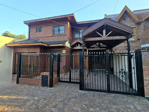 VENTA CASA 5 AMBIENTES EN CARAPACHAY