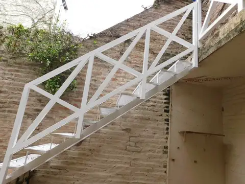 Depto Tipo Casa en Venta de 4 ambientes