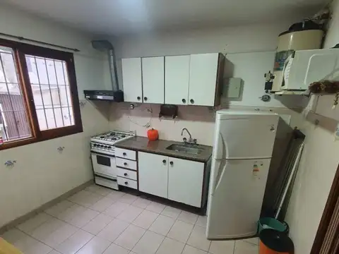 Depto Tipo Casa en Alquiler Temporal con 1 cocheras